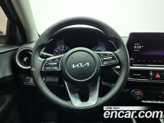 Kia K3 — Фото автомобиля 6
