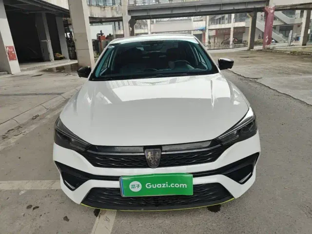 Roewe i5 — Фото автомобиля 2