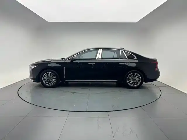 Hongqi H5 — Фото автомобиля 3
