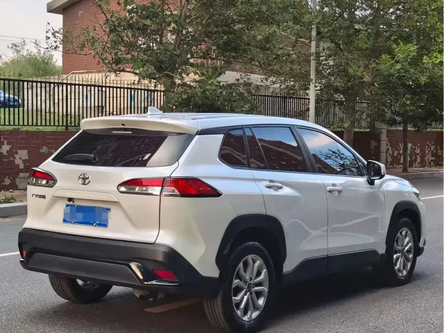 Toyota Frontlander — Фото автомобиля 5