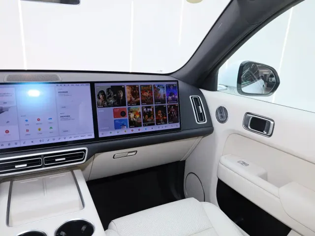 Li Auto L7 — Фото автомобиля 3
