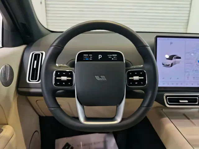 Li Auto L7 — Фото автомобиля 6
