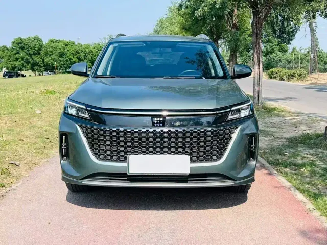 Landian E5 — Фото автомобиля 2