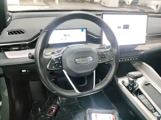 Geely Xingrui — Фото автомобиля 10