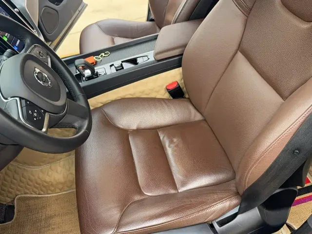 Volvo XC60 — Фото автомобиля 13