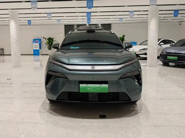 BYD Tang L — Фото автомобиля 2