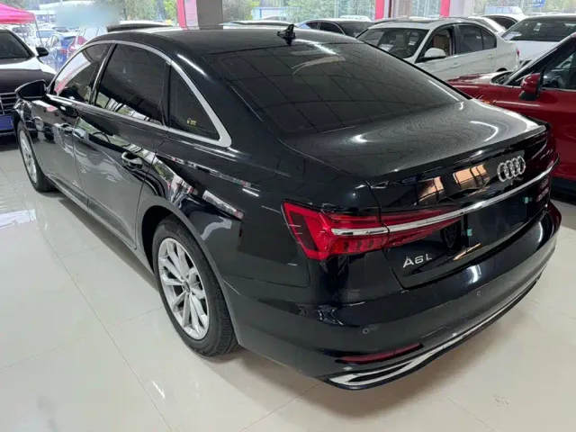 Audi A6L — Фото автомобиля 20