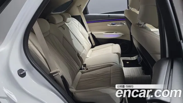 Genesis GV70 — Фото автомобиля 10