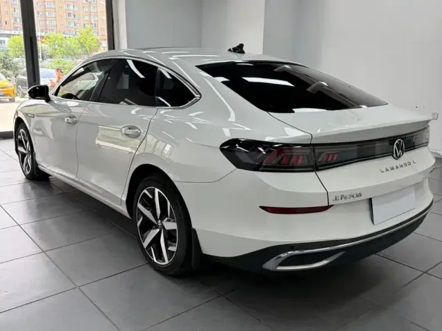 Volkswagen Lamando — Фото автомобиля 6