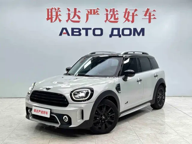 Фотография автомобиля — MINI COUNTRYMAN