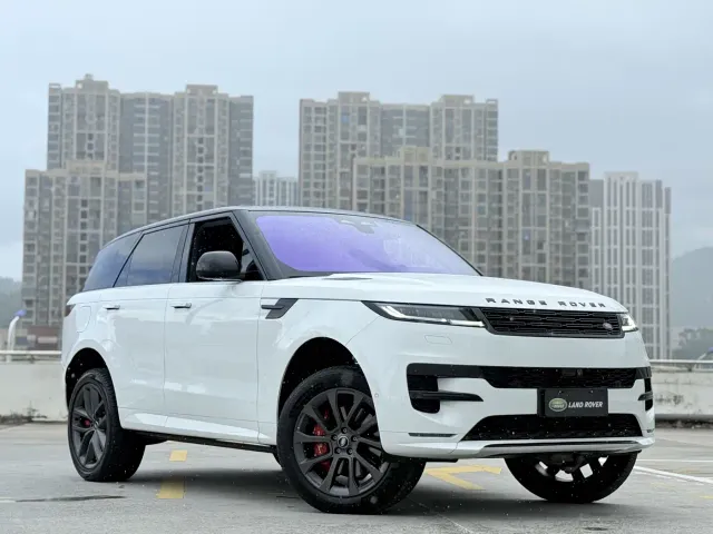 Land Rover Range Rover Sport — Фото автомобиля 4