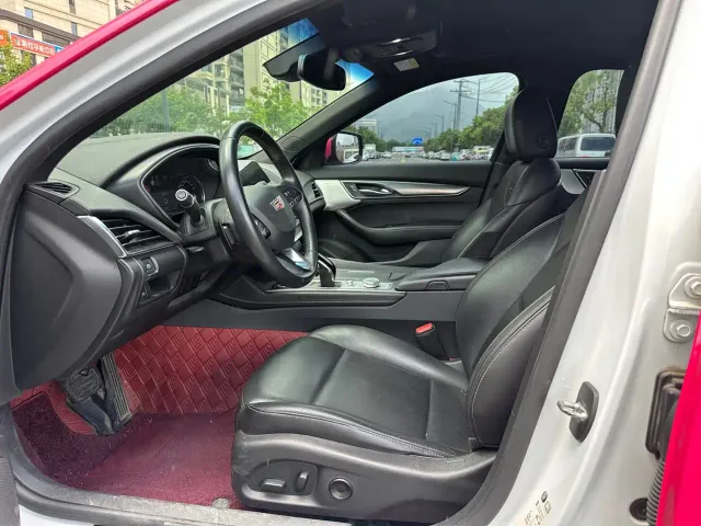 Cadillac CT5 — Фото автомобиля 5