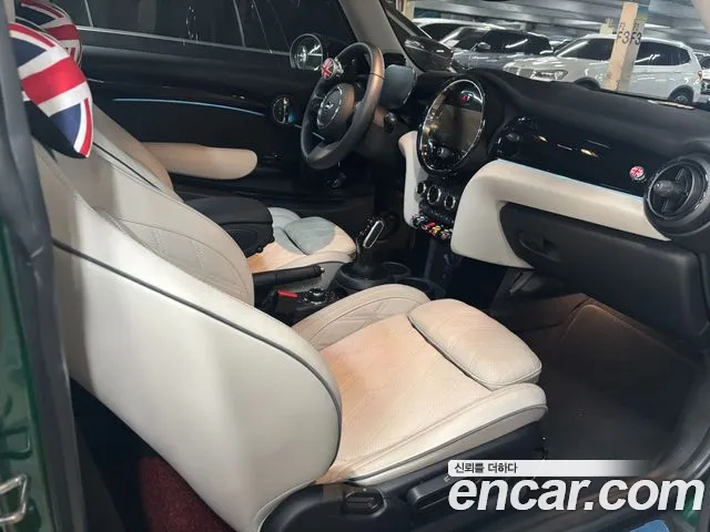 MINI Cooper — Фото автомобиля 10