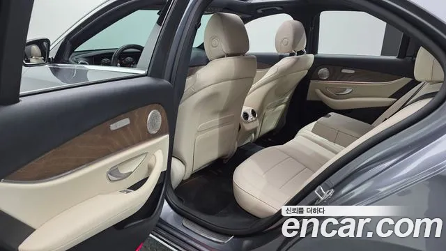Mercedes-Benz E-Class W213 — Фото автомобиля 17
