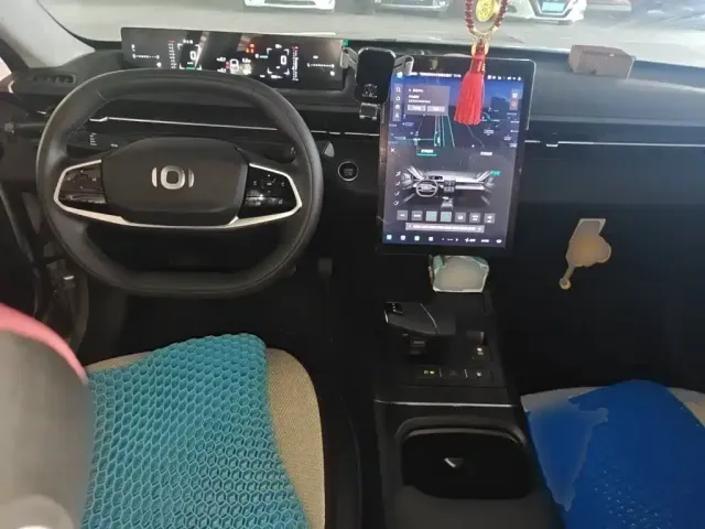Changan Qiyuan A05 — Фото автомобиля 10