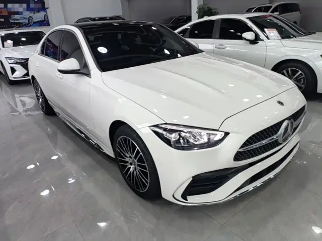 Mercedes-Benz C-Class — Фото автомобиля 3