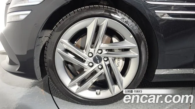 Genesis G80 Бензин 2.5 турбо AWD — Фото автомобиля 5