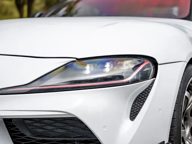 Toyota Supra — Фото автомобиля 3