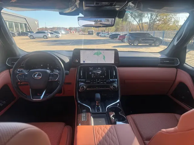 Lexus LX — Фото автомобиля 12