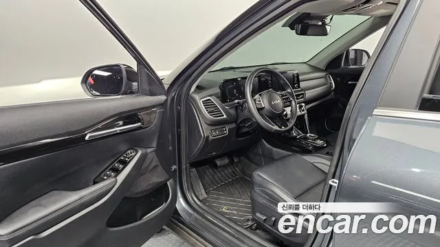 Kia Seltos — Фото автомобиля 15