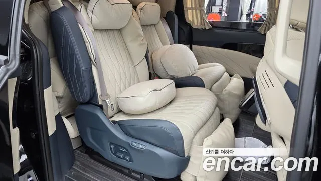 Kia Carnival 4th Gen — Фото автомобиля 18