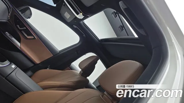 Mercedes-Benz E-Class — Фото автомобиля 14