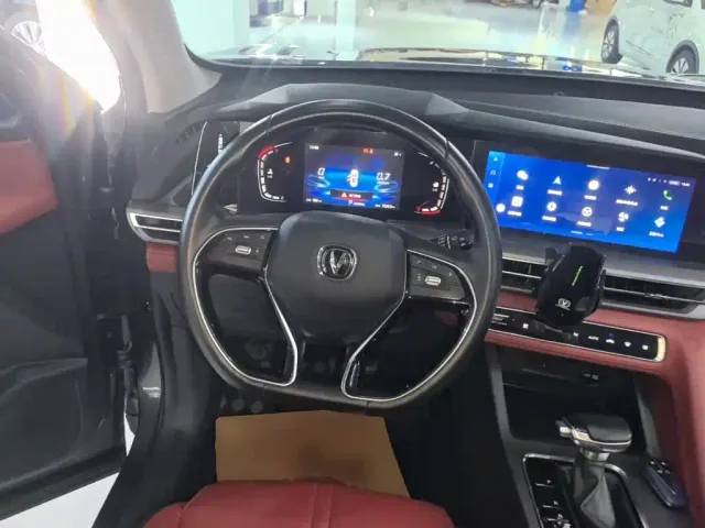Changan CS75 Plus — Фото автомобиля 10