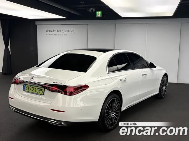 Mercedes-Benz E-Class W214 — Фото автомобиля 2