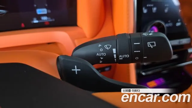 Toyota Alphard — Фото автомобиля 24