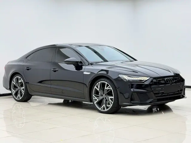 Audi A7L — Фото автомобиля 3