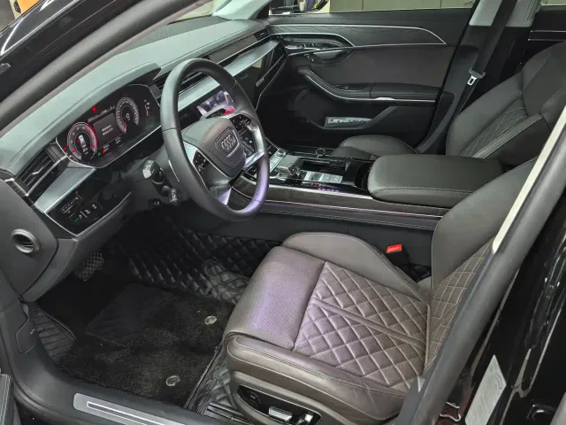 Audi A8 — Фото автомобиля 3