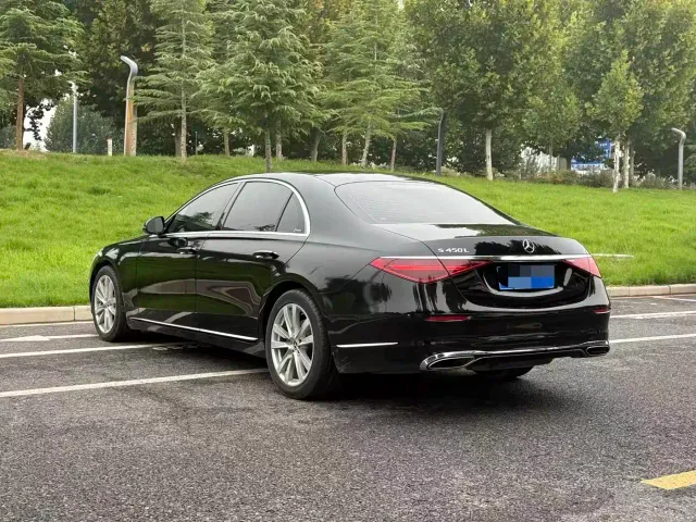 Mercedes-Benz S-Class — Фото автомобиля 8