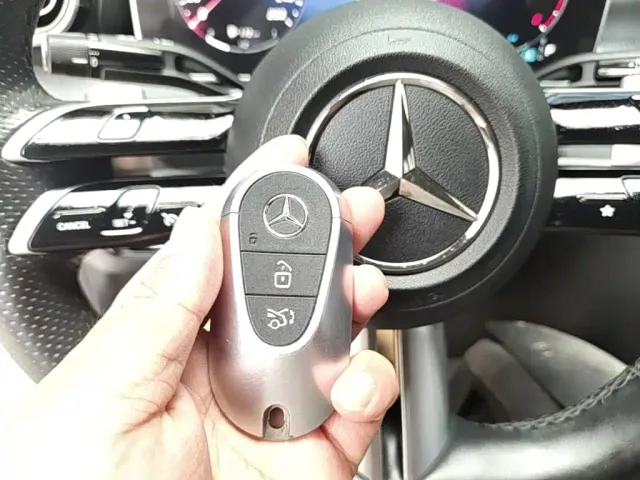 Mercedes-Benz C-Class — Фото автомобиля 8