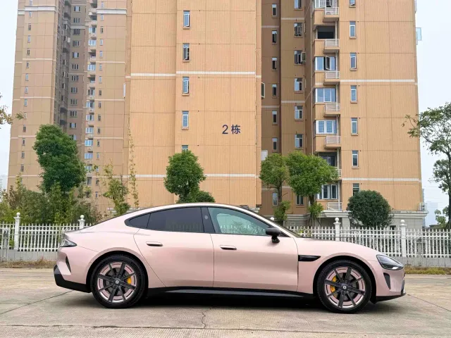 Xiaomi SU7 — Фото автомобиля 10