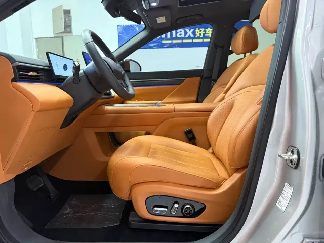 Dongfeng eπ 008 — Фото автомобиля 7