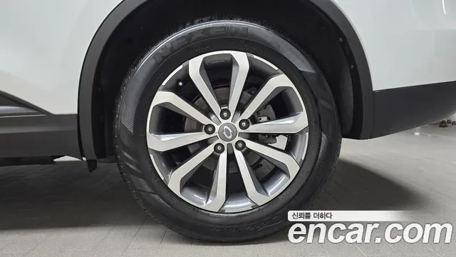 Renault-KoreaSamsung QM6 Новый QM6 2.0 GDe LE Signature 2WD — Фото автомобиля 21
