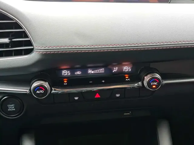 Mazda Mazda3 Axela 2023 2.0L Auto Zhixuan — Фото автомобиля 8