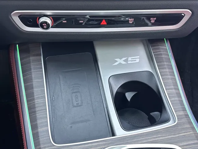 BMW X5 — Фото автомобиля 5