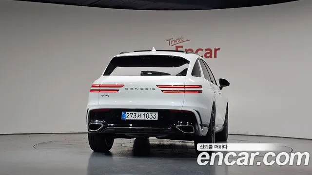 Genesis GV70 3.5T Бензин 2WD — Фото автомобиля 4