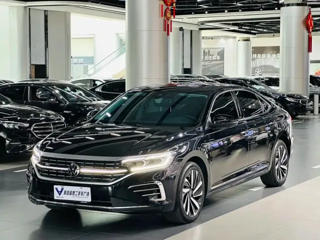 Фотография автомобиля — Volkswagen Passat