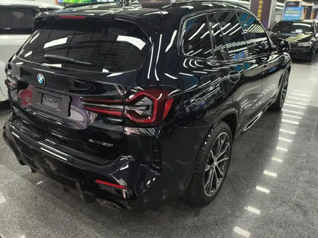 BMW X3 — Фото автомобиля 3
