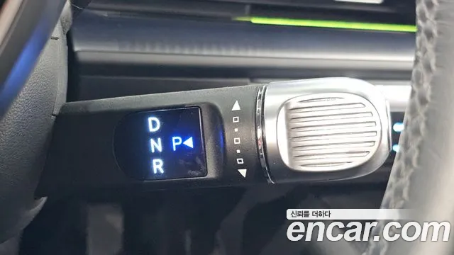 Hyundai Ioniq 6 — Фото автомобиля 12