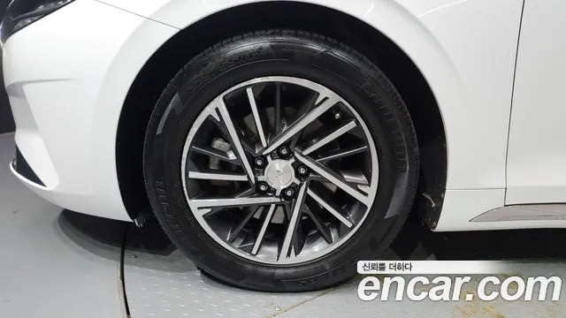 Hyundai Grandeur Новый Grandeur IG — Фото автомобиля 4
