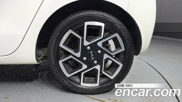 Kia RAY Новый Kia Ray Signature — Фото автомобиля 21