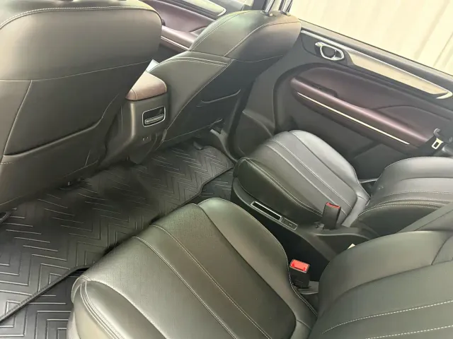 GAC Trumpchi M6 — Фото автомобиля 15