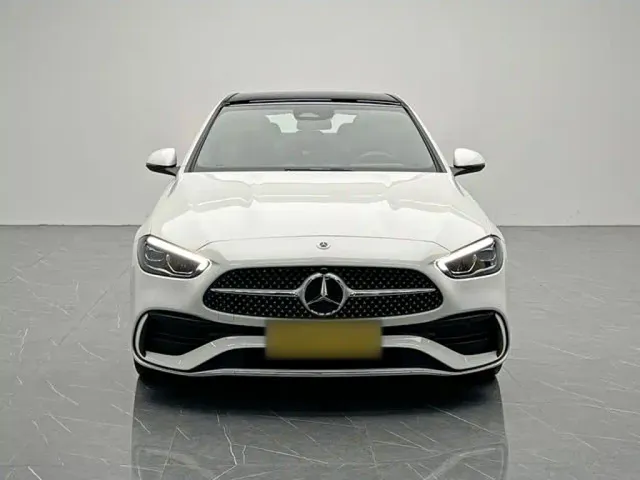 Mercedes-Benz C-Class — Фото автомобиля 4