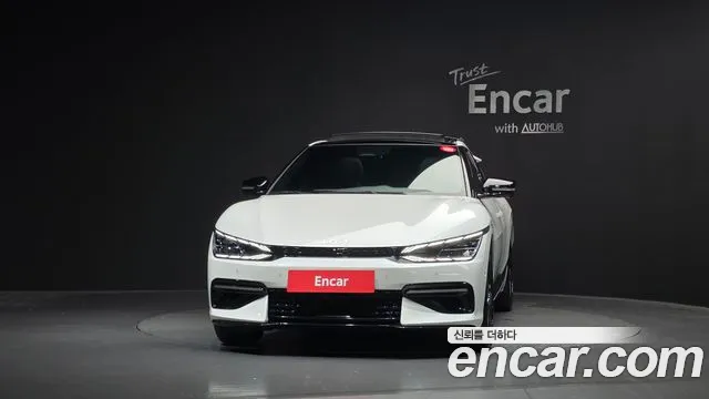 Kia EV6 — Фото автомобиля 3