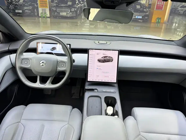 Nio ET5 Touring — Фото автомобиля 13
