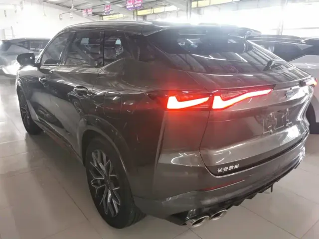 Changan Z6 — Фото автомобиля 4