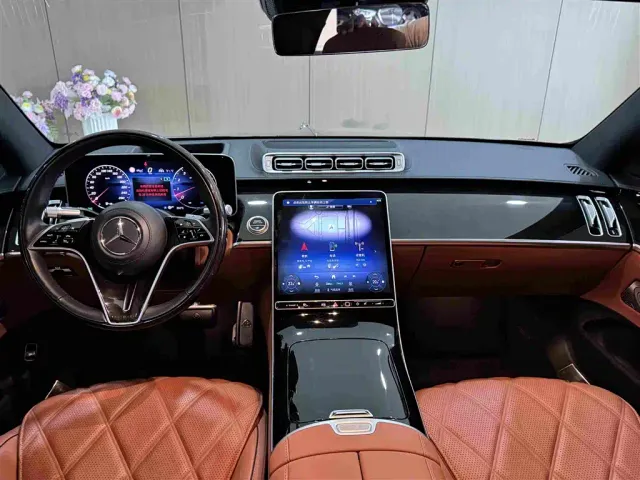 Mercedes-Benz Maybach S-Class — Фото автомобиля 14